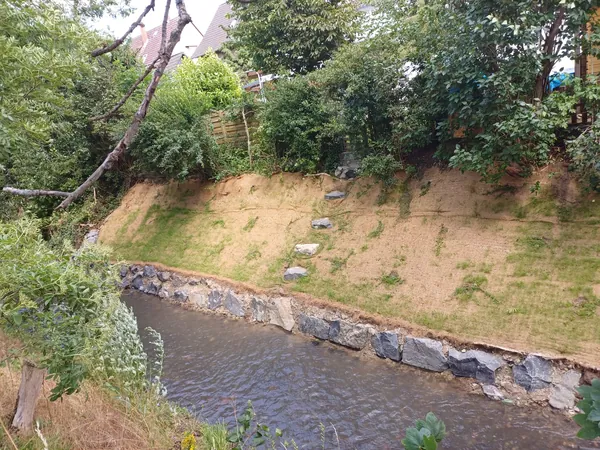 Gewaesserbau uferbefestigung