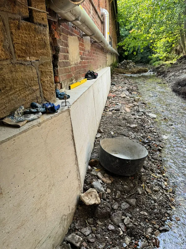 Gewaesserbau uferbefestigung